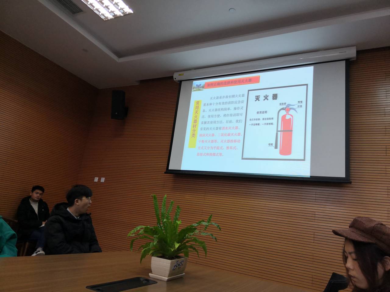 1575205822107222.jpg 1575205822107222.jpg