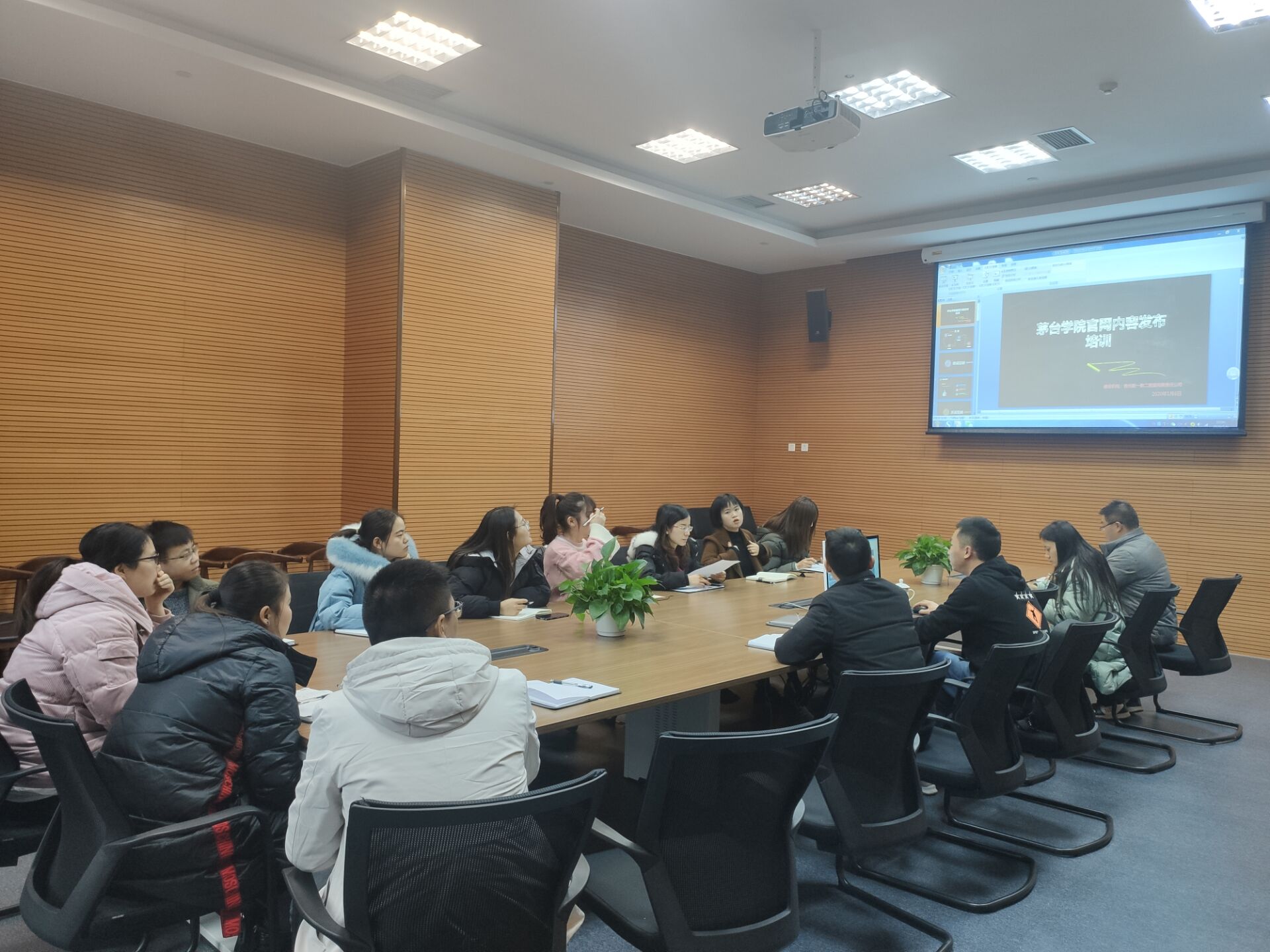 1578534705174020.jpg 1578534705174020.jpg