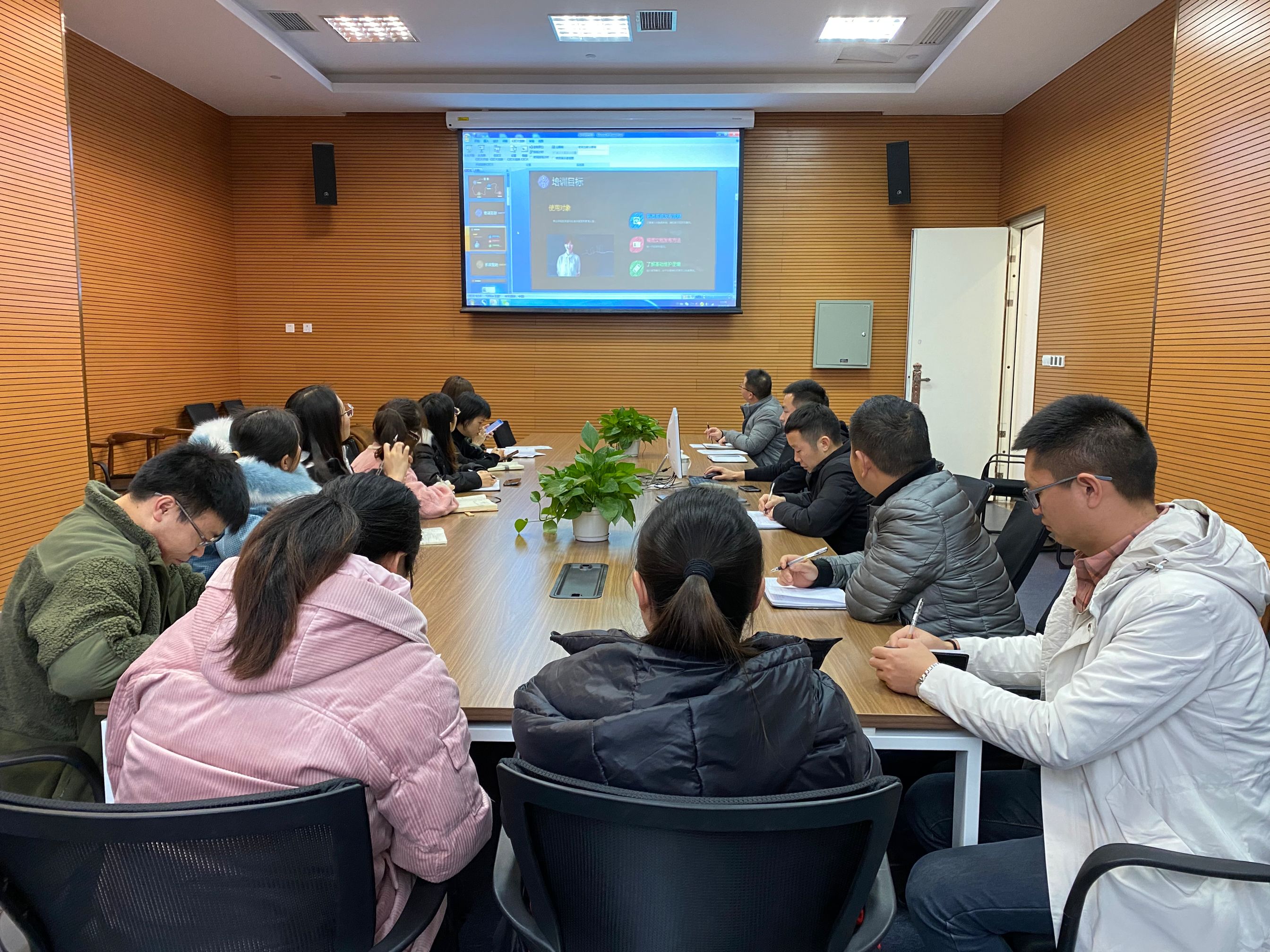 1578534715221699.jpg 1578534715221699.jpg