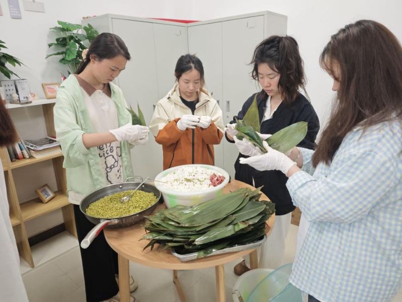 NR8AVjViQ1FBMk5UZzBNRFV3TkRKWHJEVm9LeWNWQVEhIQUAcXVuZ3o!